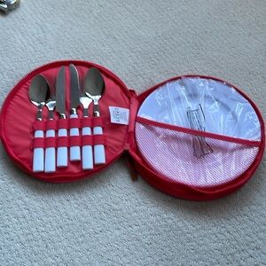 SunnyLife picnic settings